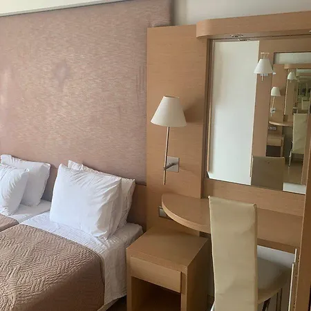 Four Season Colorado (adults Only) Otel 2*